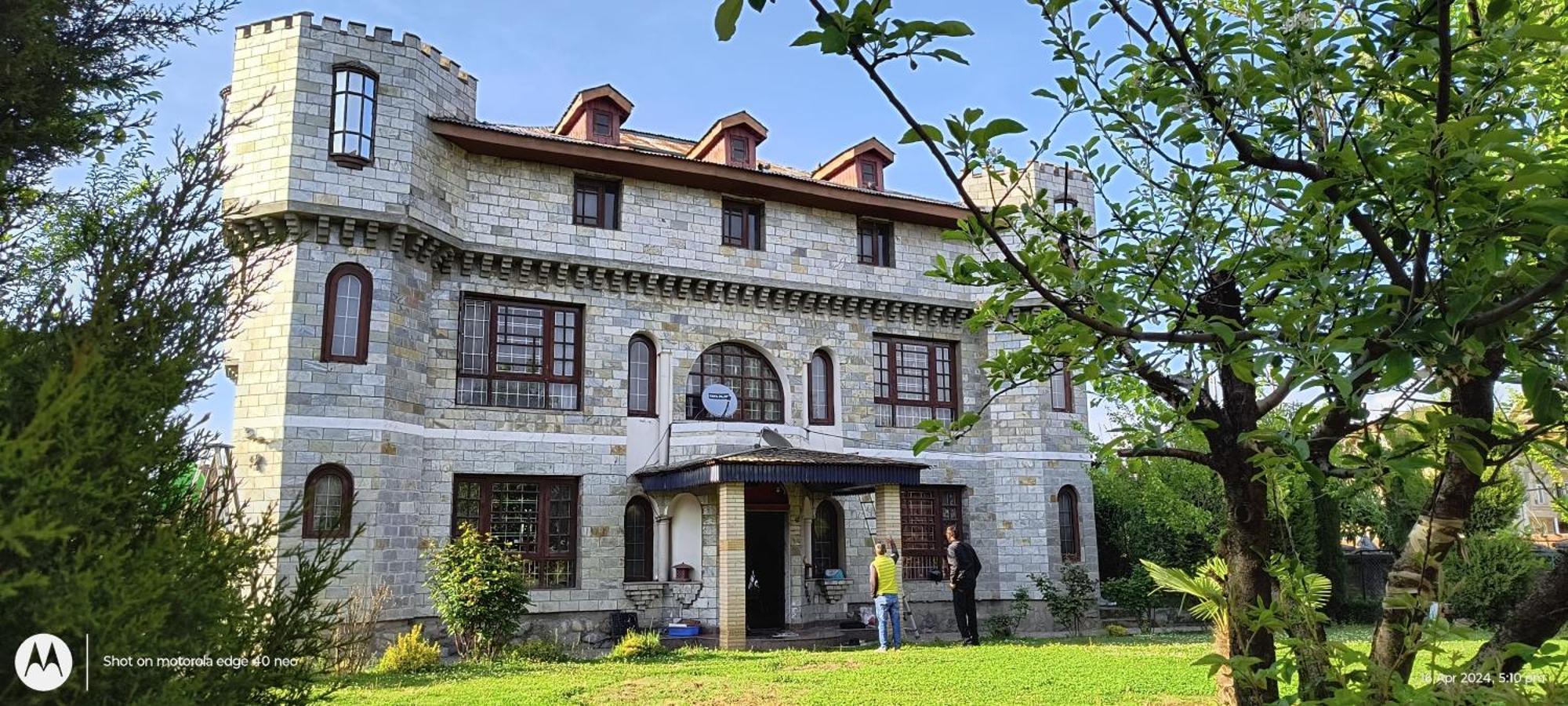 Homestay The Citadel *